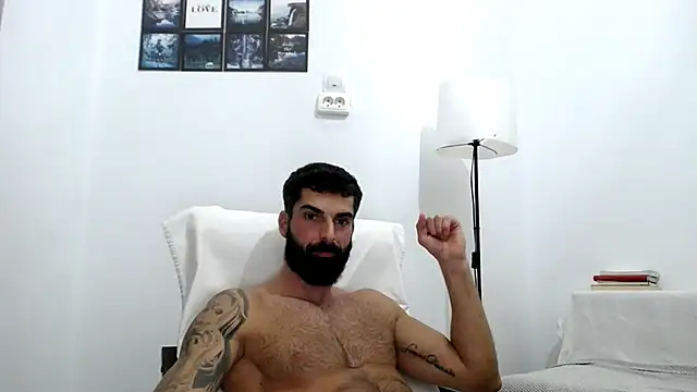 Verycutex online show from October 23, 2025, 6:06 pm