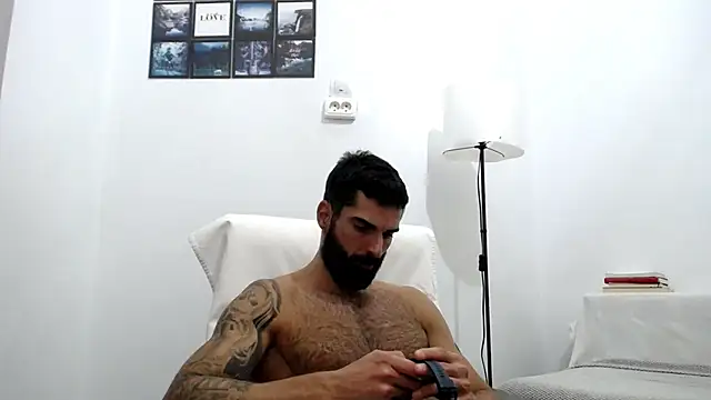 Verycutex online show from October 20, 2025, 2:39 pm