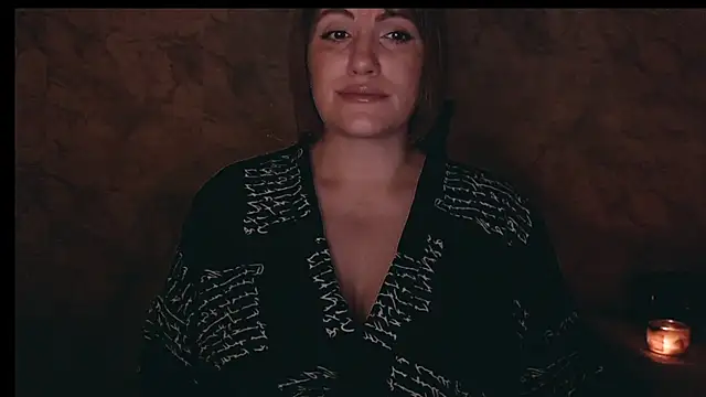 Snapshot of _letty_ chatting on November 29, 2025, 12:00 am letty online show from November 29, 2025, 12:00 am