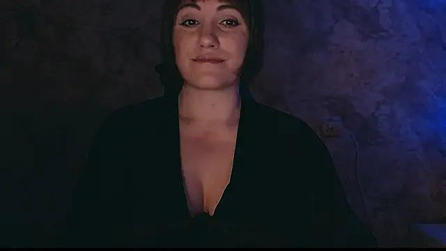 Snapshot of _letty_ chatting on March 8, 2025, 10:13 pm letty online show from March 8, 2025, 10:13 pm