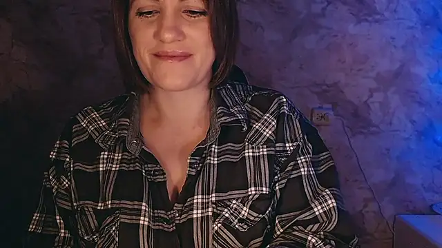 Snapshot of _letty_ chatting on December 14, 2024, 9:24 pm letty online show from December 14, 2024, 9:24 pm