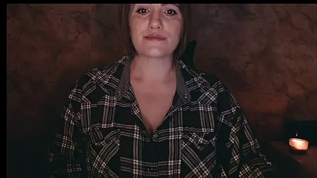 Snapshot of _letty_ chatting on November 14, 2025, 10:35 pm letty online show from November 14, 2025, 10:35 pm