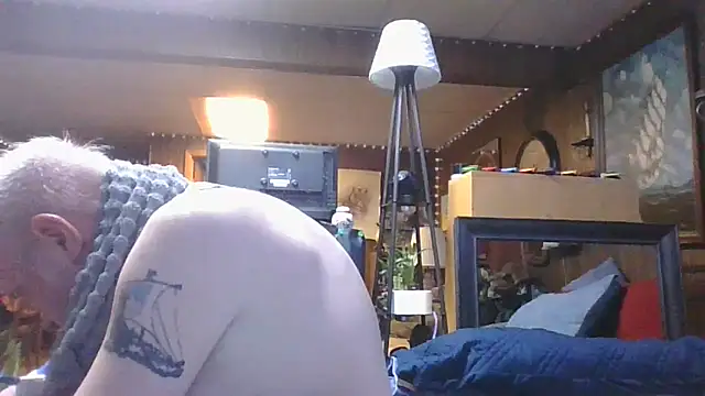 Makowboy online show from November 11, 2025, 10:37 pm