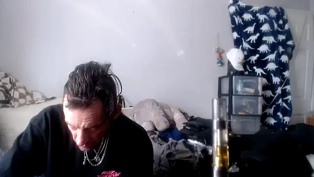 Snapshot of lickthecat chatting on October 10, 2025, 9:48 pm lickthecat online show from October 10, 2025, 9:48 pm