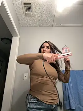 Aw ThROAt9 online show from March 17, 2026, 12:57 am