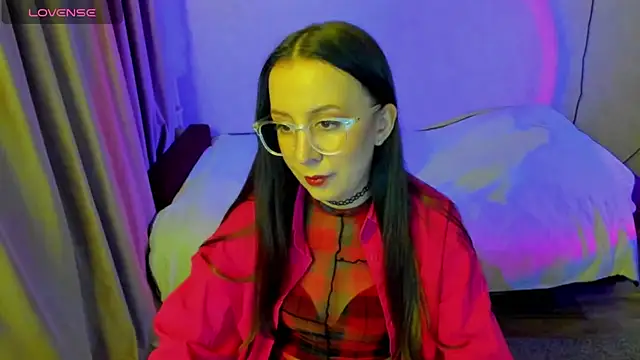 Snapshot of CurlySteph chatting on June 2, 2026, 7:14 pm CurlySteph online show from June 2, 2026, 7:14 pm