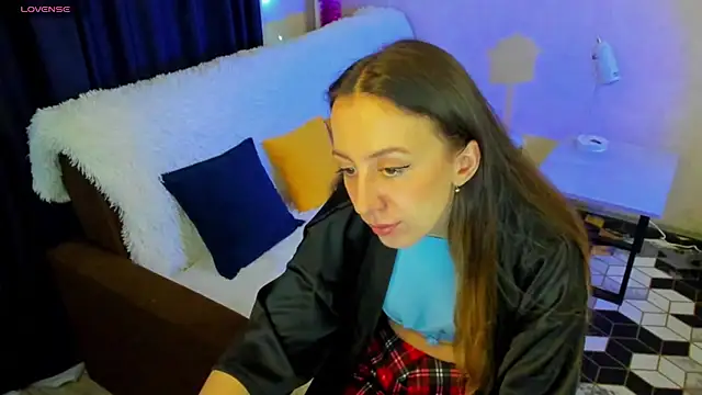 Snapshot of CurlySteph chatting on March 13, 2025, 6:23 pm CurlySteph online show from March 13, 2025, 6:23 pm