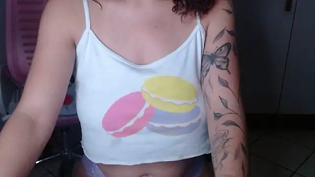 bustycarly online show from December 15, 2025, 10:59 pm