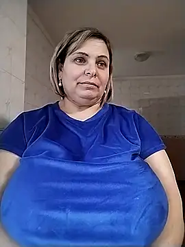 EvaCristal online show from February 11, 2026, 11:32 am