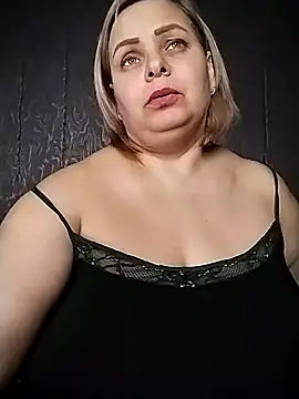 Snapshot of EvaCristal chatting on March 11, 2025, 7:58 pm EvaCristal online show from March 11, 2025, 7:58 pm