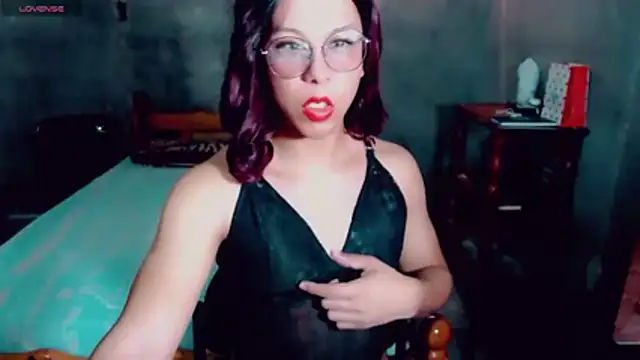 SakuraDumas online show from March 26, 2026, 3:32 pm