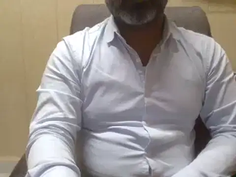 hairymaster95 online show from February 25, 2025, 11:54 am