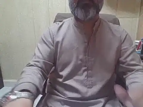 hairymaster95 online show from November 23, 2025, 6:56 am