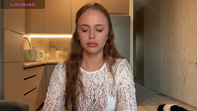 Snapshot of Megan_Nilson chatting on June 7, 2026, 5:40 pm Megan Nilson online show from June 7, 2026, 5:40 pm