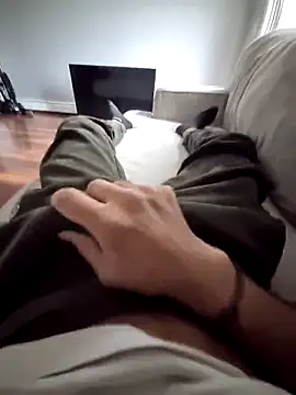 Snapshot of YourPersonall chatting on April 4, 2026, 5:08 pm YourPersonall online show from April 4, 2026, 5:08 pm