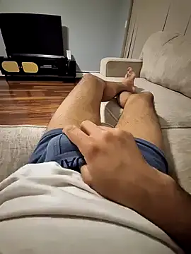 Snapshot of YourPersonall chatting on April 15, 2026, 2:06 am YourPersonall online show from April 15, 2026, 2:06 am