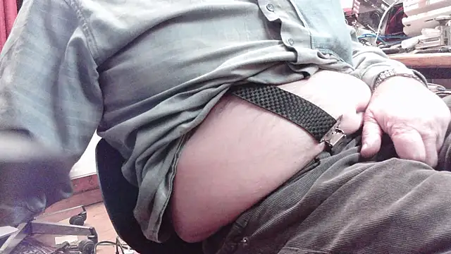 Snapshot of HaraldGermany chatting on November 5, 2025, 5:38 pm HaraldGermany online show from November 5, 2025, 5:38 pm