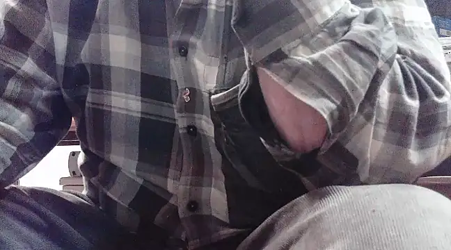 Snapshot of HaraldGermany chatting on March 21, 2025, 8:18 pm HaraldGermany online show from March 21, 2025, 8:18 pm