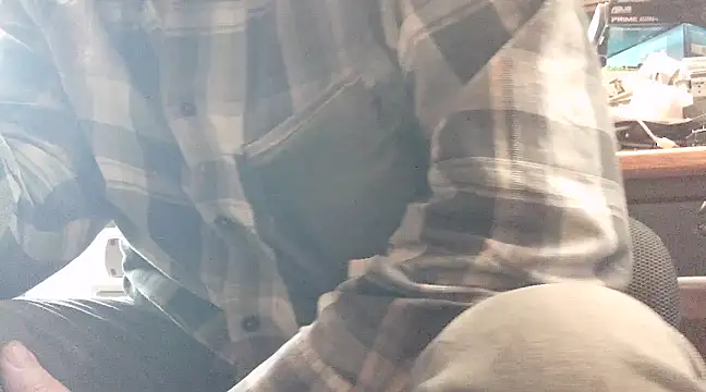 Snapshot of HaraldGermany chatting on March 22, 2025, 3:20 pm HaraldGermany online show from March 22, 2025, 3:20 pm