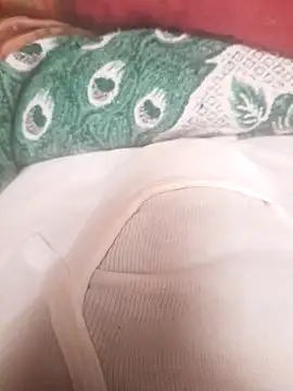 Ummfuss1 online show from April 15, 2026, 1:59 pm