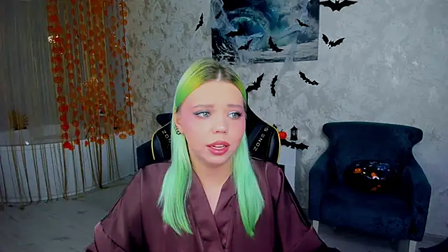 Snapshot of EnergyBunny_1 chatting on October 27, 2025, 6:42 pm EnergyBunny 1 online show from October 27, 2025, 6:42 pm