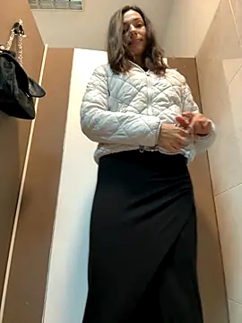  MiaQueen  online show from November 2, 2025, 10:26 pm