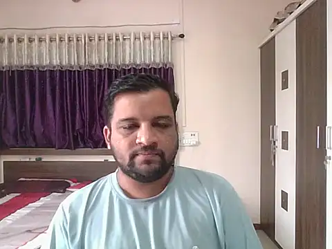 Snapshot of dhruv_love chatting on September 23, 2025, 4:30 am dhruv love online show from September 23, 2025, 4:30 am