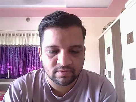 Snapshot of dhruv_love chatting on September 10, 2025, 4:11 am dhruv love online show from September 10, 2025, 4:11 am