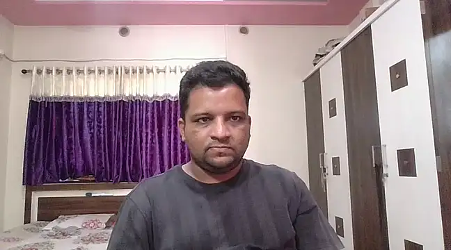 Snapshot of dhruv_love chatting on March 17, 2025, 7:46 am dhruv love online show from March 17, 2025, 7:46 am