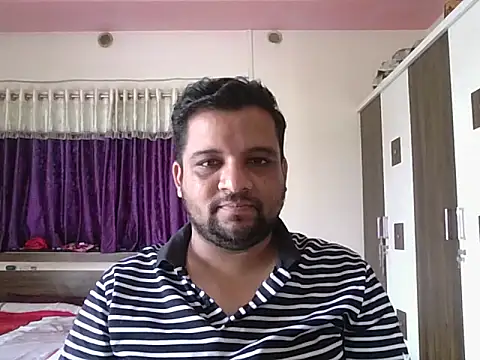 Snapshot of dhruv_love chatting on September 16, 2025, 7:53 am dhruv love online show from September 16, 2025, 7:53 am