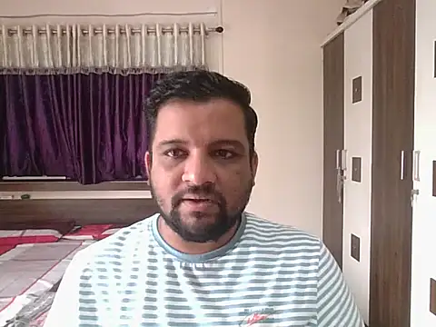 Snapshot of dhruv_love chatting on September 26, 2025, 6:31 am dhruv love online show from September 26, 2025, 6:31 am