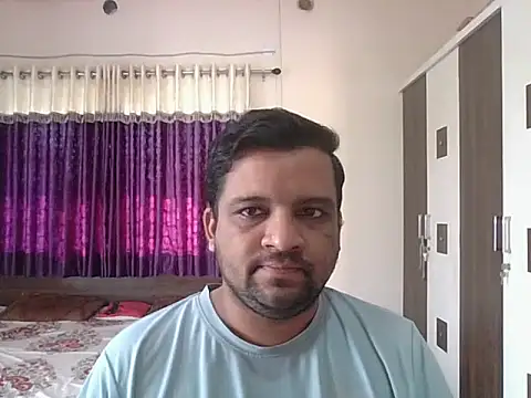 Snapshot of dhruv_love chatting on October 14, 2025, 4:13 am dhruv love online show from October 14, 2025, 4:13 am