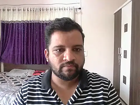 Snapshot of dhruv_love chatting on November 11, 2025, 8:42 am dhruv love online show from November 11, 2025, 8:42 am