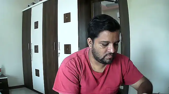 Snapshot of dhruv_love chatting on December 2, 2024, 4:37 am dhruv love online show from December 2, 2024, 4:37 am