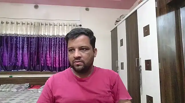 Snapshot of dhruv_love chatting on February 24, 2025, 4:27 am dhruv love online show from February 24, 2025, 4:27 am