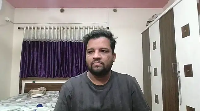 Snapshot of dhruv_love chatting on February 6, 2025, 4:58 pm dhruv love online show from February 6, 2025, 4:58 pm