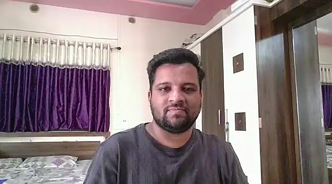 Snapshot of dhruv_love chatting on February 6, 2025, 11:20 am dhruv love online show from February 6, 2025, 11:20 am