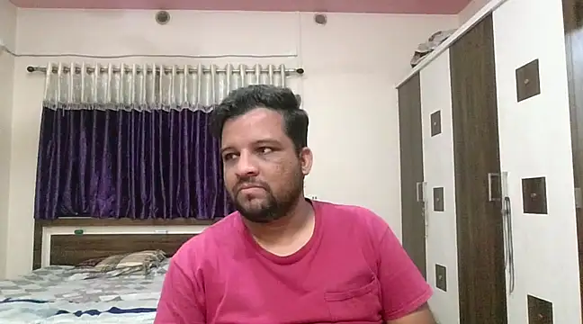 Snapshot of dhruv_love chatting on February 5, 2025, 5:09 pm dhruv love online show from February 5, 2025, 5:09 pm