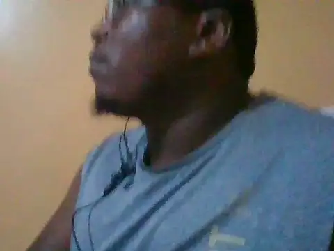 honeyswit online show from October 12, 2025, 7:26 pm