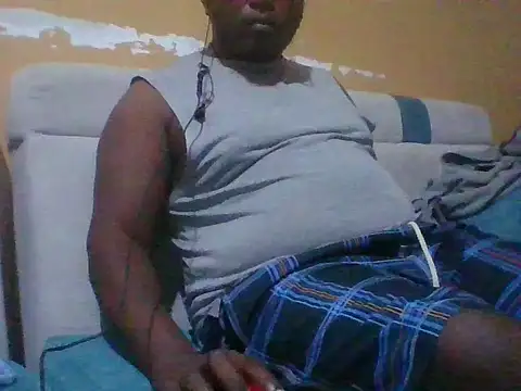 honeyswit online show from November 3, 2025, 10:35 pm