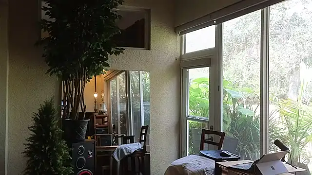 Snapshot of eliberator1777 chatting on February 22, 2025, 4:30 pm eliberator1777 online show from February 22, 2025, 4:30 pm