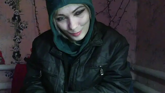 Snapshot of WildMissNiks chatting on February 18, 2026, 10:01 am WildMissNiks online show from February 18, 2026, 10:01 am