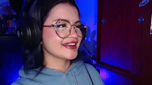 Raventh  online show from December 16, 2025, 1:43 am