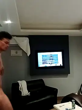 Snapshot of tikalyon chatting on January 10, 2026, 10:05 pm tikalyon online show from January 10, 2026, 10:05 pm