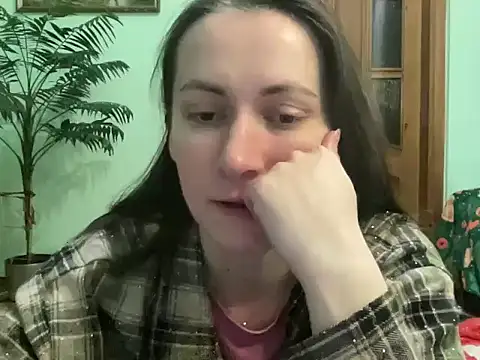 AngelTough20 online show from April 7, 2026, 11:28 pm