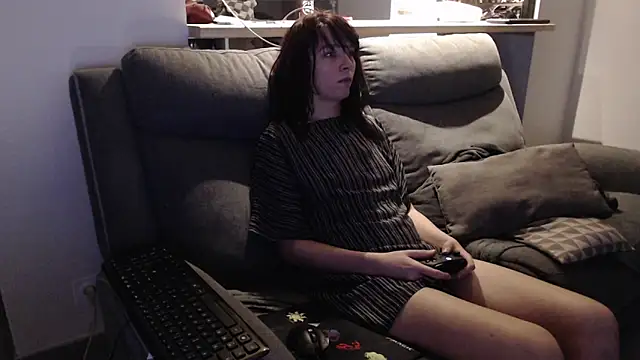 Snapshot of missthon0 chatting on November 2, 2025, 12:21 pm missthon0 online show from November 2, 2025, 12:21 pm