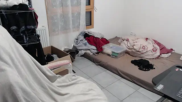 Snapshot of missthon0 chatting on November 10, 2025, 11:48 am missthon0 online show from November 10, 2025, 11:48 am