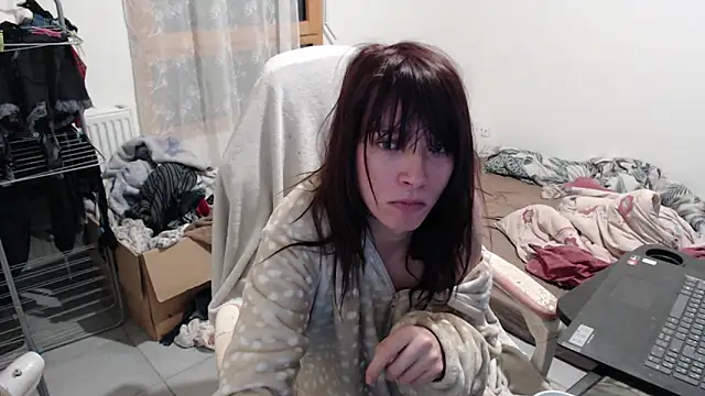 Snapshot of missthon0 chatting on November 13, 2025, 6:17 am missthon0 online show from November 13, 2025, 6:17 am