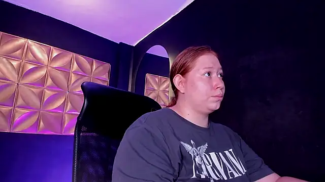 hannamartinn online show from September 24, 2025, 4:13 pm