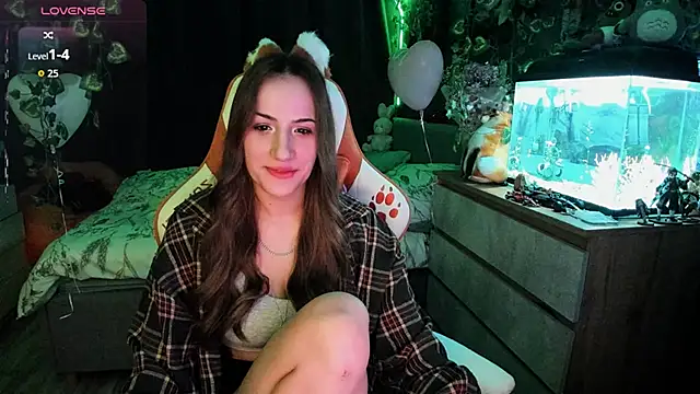 Snapshot of Selbi_Paine chatting on February 14, 2026, 12:44 am Selbi Paine online show from February 14, 2026, 12:44 am